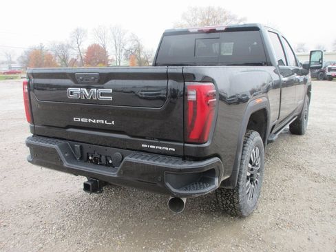 New 2026 GMC Sierra 2500 Denali Ultimate image 5