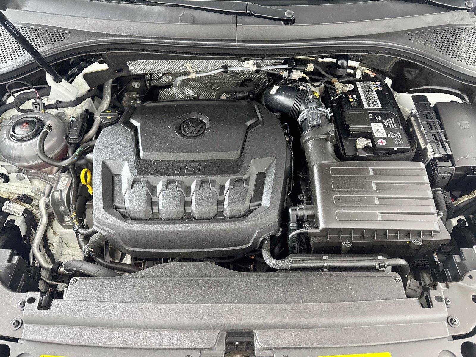 Used 2023 Volkswagen Tiguan SE R-Line FWD image 29