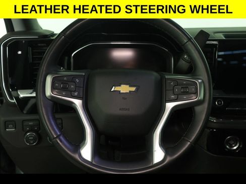 Used 2023 Chevrolet Silverado 1500 LT AWD/4WD image 6