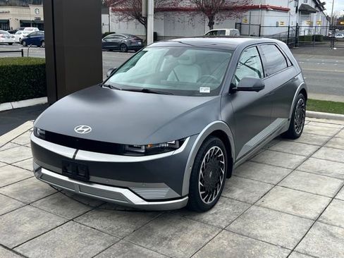 Used 2023 Hyundai Ioniq 5 Limited image 3