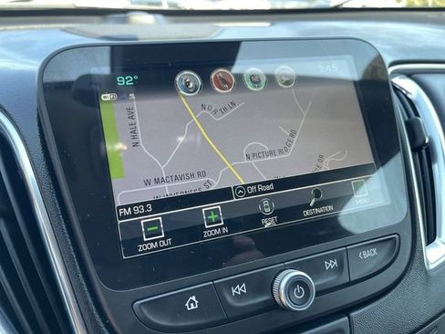 Used 2018 Chevrolet Malibu LT w/ Leather Package FWD image 20