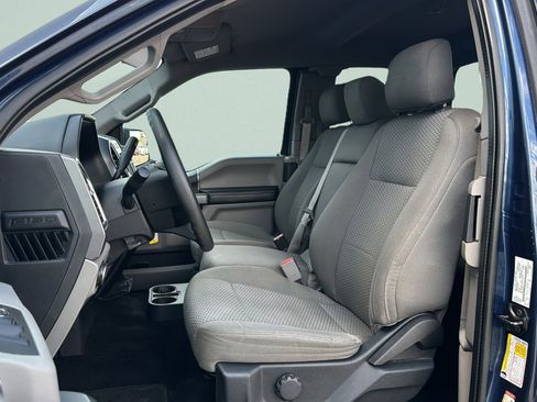 Used 2016 Ford F150 XLT AWD/4WD image 25