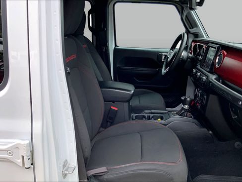 Used 2023 Jeep Wrangler Unlimited Rubicon AWD/4WD image 9