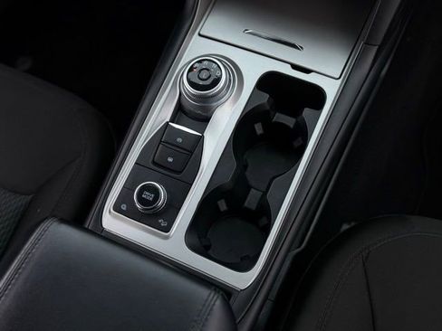 Certified 2023 Ford Explorer XLT image 27