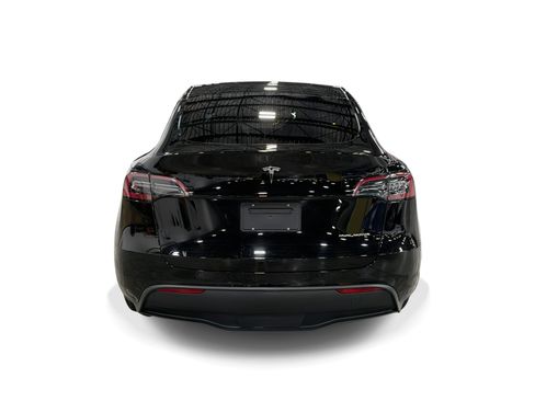 Certified 2023 Tesla Model Y Long Range AWD/4WD image 5
