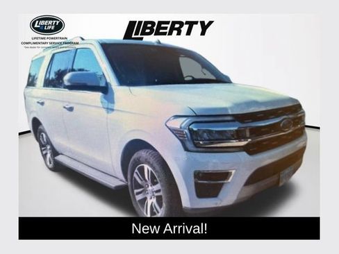 Used 2024 Ford Expedition Limited AWD/4WD image 1