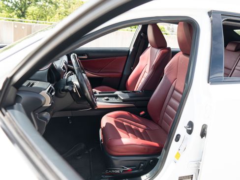 Used 2019 Lexus IS 300 F Sport w/ F Sport Package AWD/4WD image 16