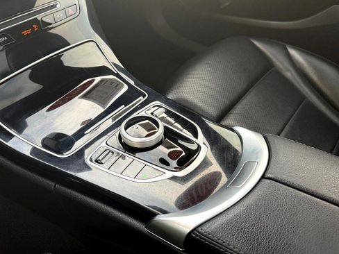 Used 2018 Mercedes-Benz C 300 4MATIC Sedan image 33