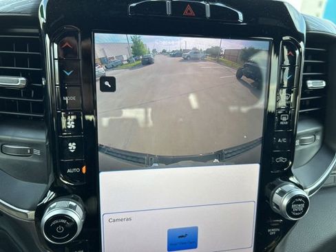 Used 2023 RAM 1500 Laramie image 17