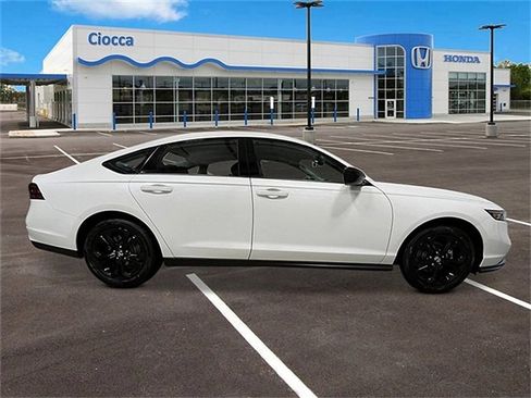 New 2025 Honda Accord SE image 7