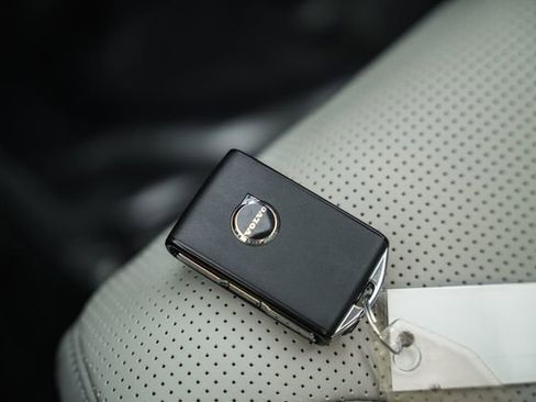 New 2026 Volvo XC90 T8 Ultra w/ Protection Package Premier image 46