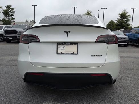 Used 2022 Tesla Model Y Performance AWD/4WD image 4