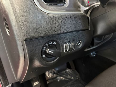 Used 2013 Dodge Charger SE w/ Sport Appearance Group RWD image 41