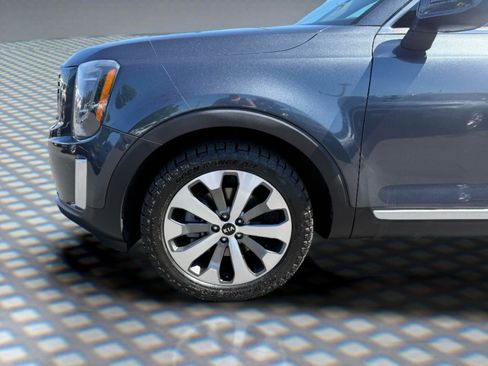 Used 2020 Kia Telluride S AWD/4WD image 12