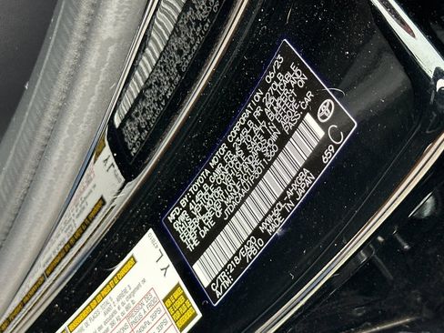 Certified 2023 Toyota Prius XLE FWD image 30