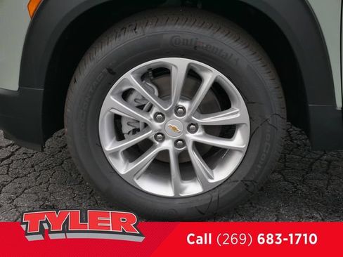New 2026 Chevrolet TrailBlazer LS w/ LS Convenience Package AWD/4WD image 42