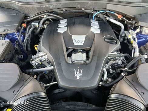 Used 2022 Maserati Levante GT AWD/4WD image 25