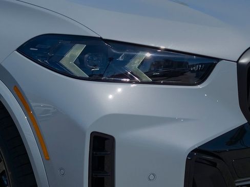 New 2026 BMW X5 M60i AWD/4WD image 5