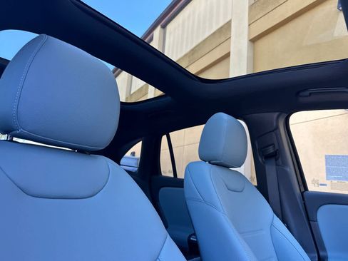Certified 2026 Mercedes-Benz GLA 250 4MATIC image 16