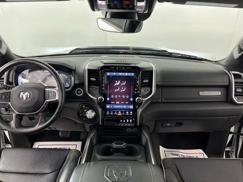 Used 2023 RAM 1500 Laramie AWD/4WD image 44