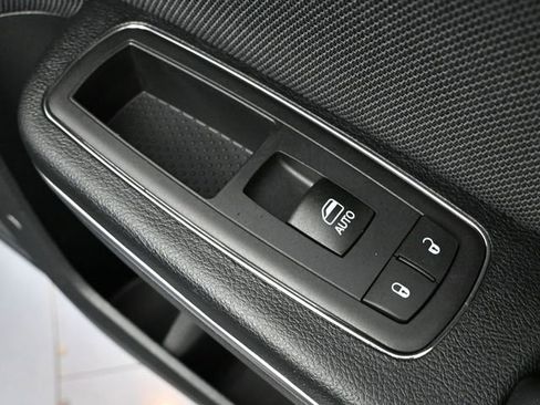 Used 2016 Dodge Charger SE AWD/4WD image 42