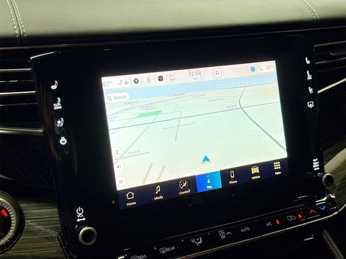 Used 2022 Jeep Wagoneer Series III w/ Flexible Seating Group image 13