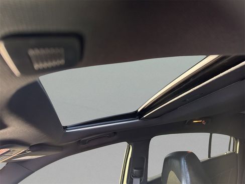 Used 2023 Dodge Charger Scat Pack image 18