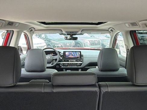 New 2026 Nissan Pathfinder SL w/ SL Premium Package (P04) FWD image 33