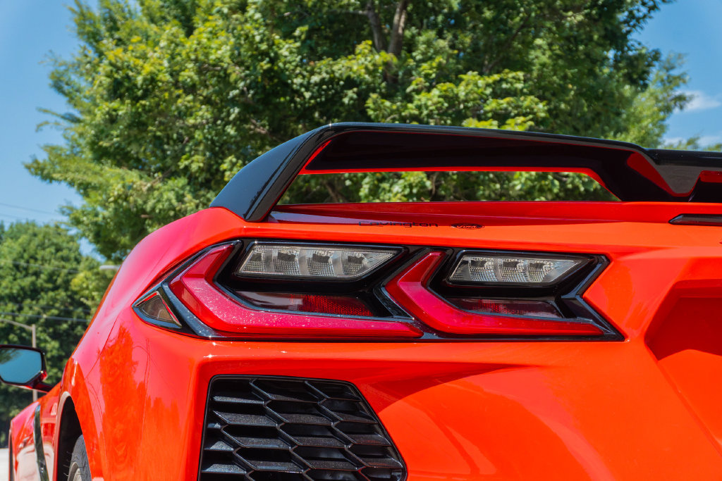 Used 2021 Chevrolet Corvette Stingray Preferred Cpe w/ Z51 Performance Package RWD image 9