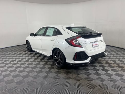Used 2018 Honda Civic Sport image 3