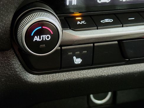 Used 2025 MAZDA CX-50 AWD 2.5 S w/ Preferred Package image 4