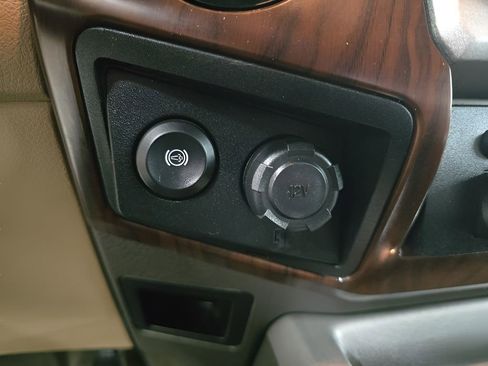 Used 2016 Ford F350 Lariat w/ Lariat Interior Package AWD/4WD image 14