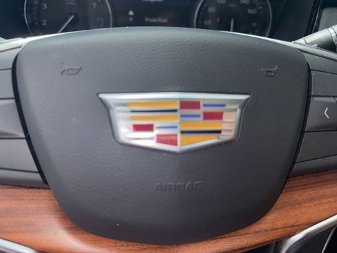 Used 2025 Cadillac XT5 Premium Luxury w/ Technology Package AWD/4WD image 25