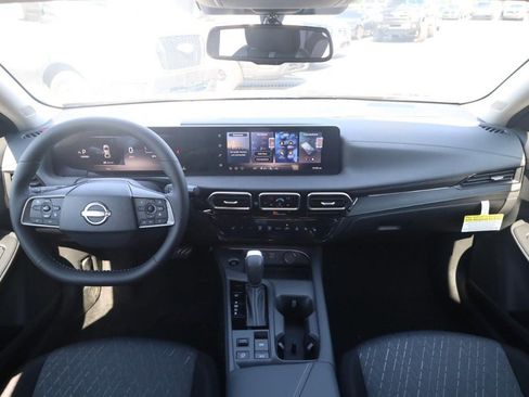 New 2026 Nissan Sentra SV w/ SV Convenience Package FWD image 7