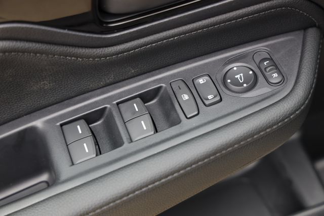 New 2026 Honda Odyssey Touring image 18