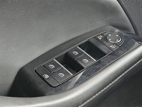 Used 2024 MAZDA MAZDA3 s image 15