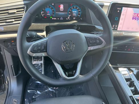 Certified 2026 Volkswagen Atlas Cross Sport SEL Premium R-Line AWD/4WD image 10
