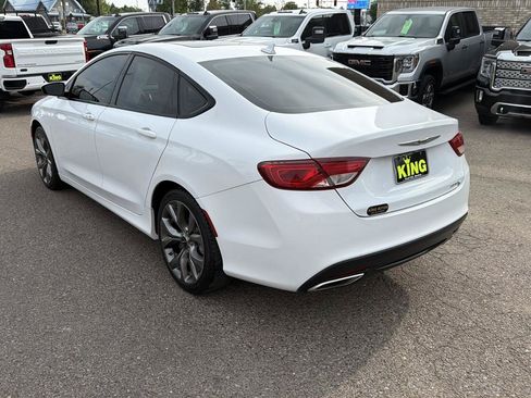 Used 2016 Chrysler 200 S w/ Navigation & Sound Group I FWD image 4