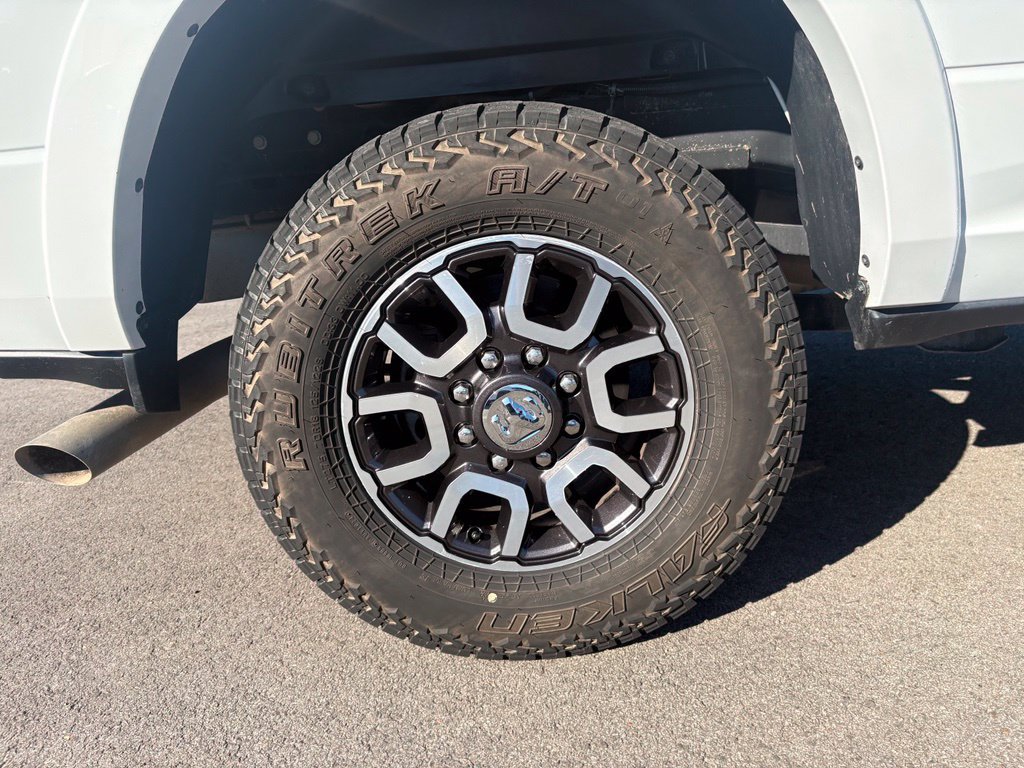 Used 2024 RAM 2500 Limited w/ Towing Technology Group AWD/4WD image 31