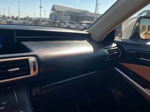 Used 2016 Lexus IS 350 w/ Premium Package image 31