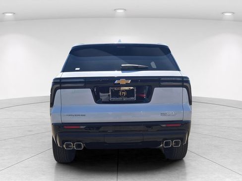 New 2026 Chevrolet Traverse High Country FWD image 4