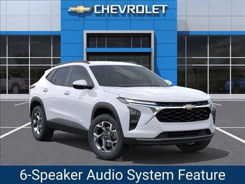 New 2026 Chevrolet Trax LT image 8