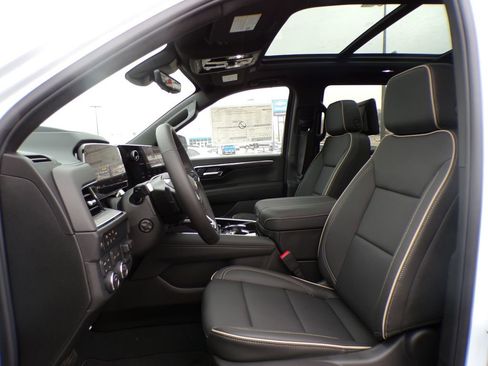 New 2026 Chevrolet Tahoe Premier AWD/4WD image 16