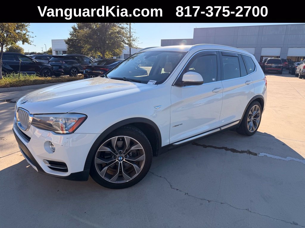 Used 2016 BMW X3 xDrive28i AWD/4WD image 1