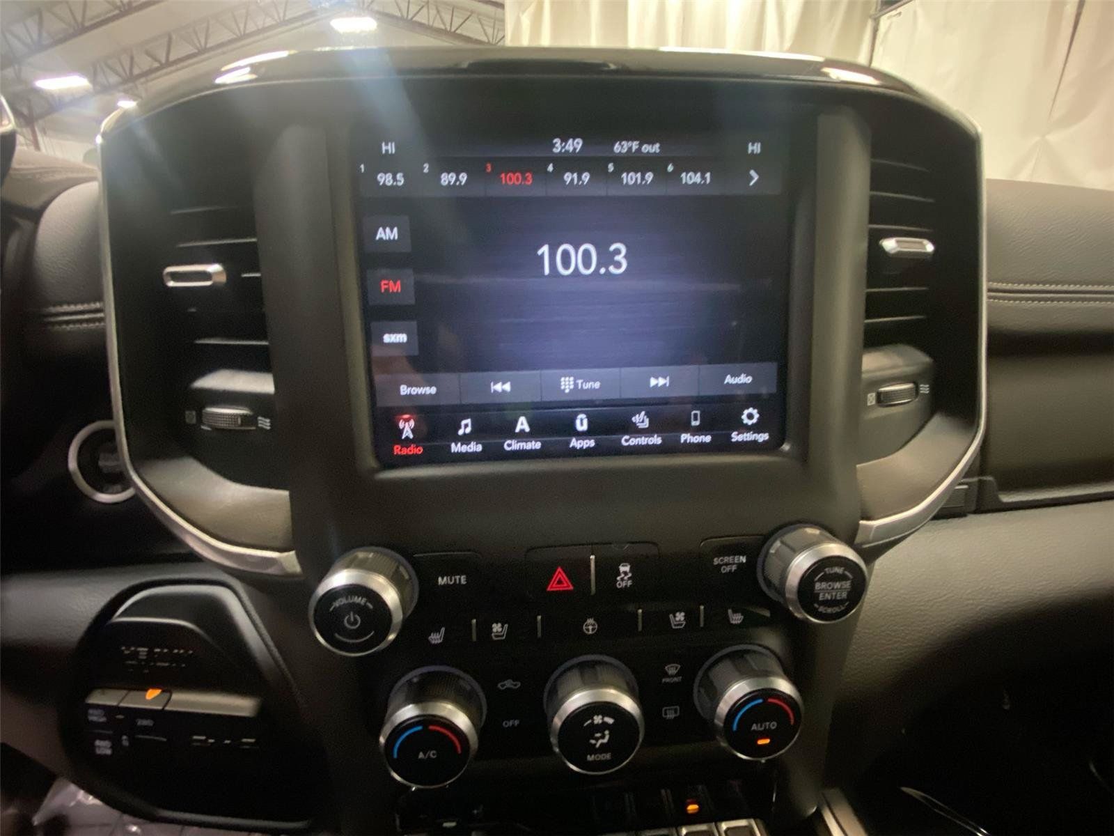 Used 2020 RAM 2500 Laramie w/ Night Edition AWD/4WD image 20