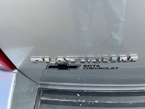 Used 2013 Cadillac Escalade ESV Platinum image 38