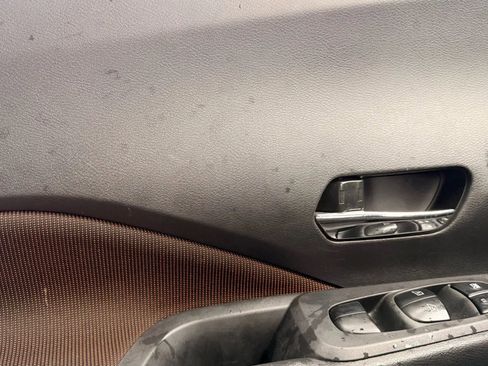 Used 2024 Nissan Kicks SR image 26