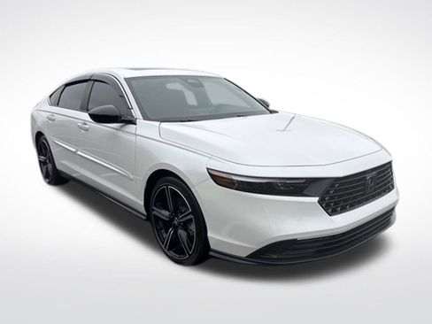 Certified 2025 Honda Accord Sport image 6