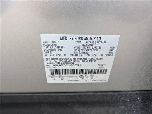Used 2018 Ford Explorer XLT w/ Equipment Group 202A FWD image 16