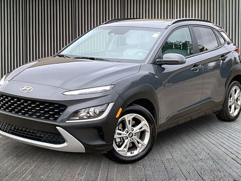 Used 2023 Hyundai Kona SEL w/ Convenience Package image 12